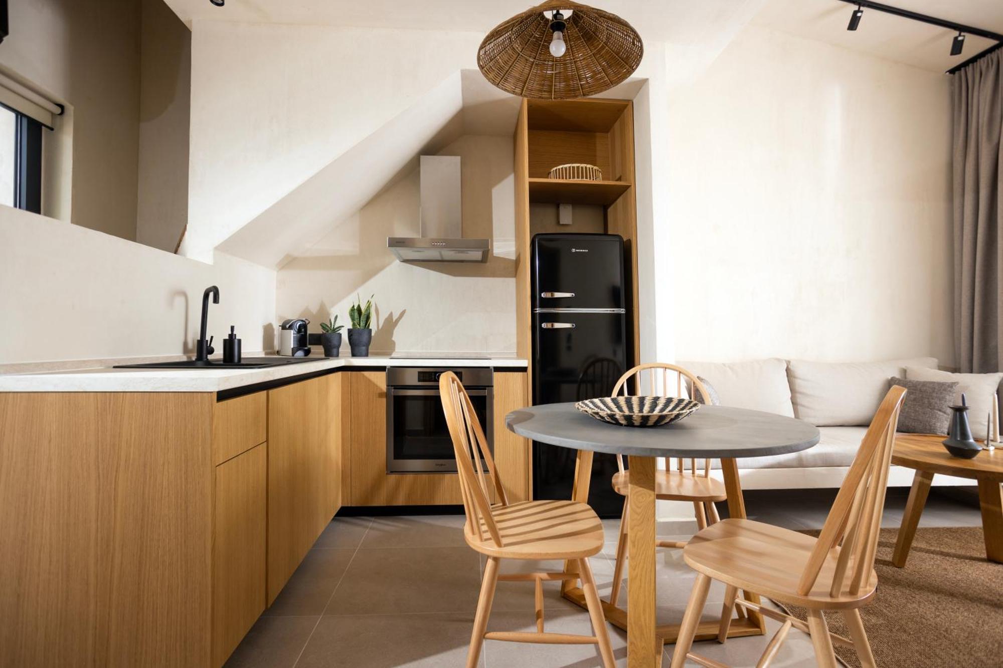 Pnoes Luxury Suites Paliouri Luaran gambar