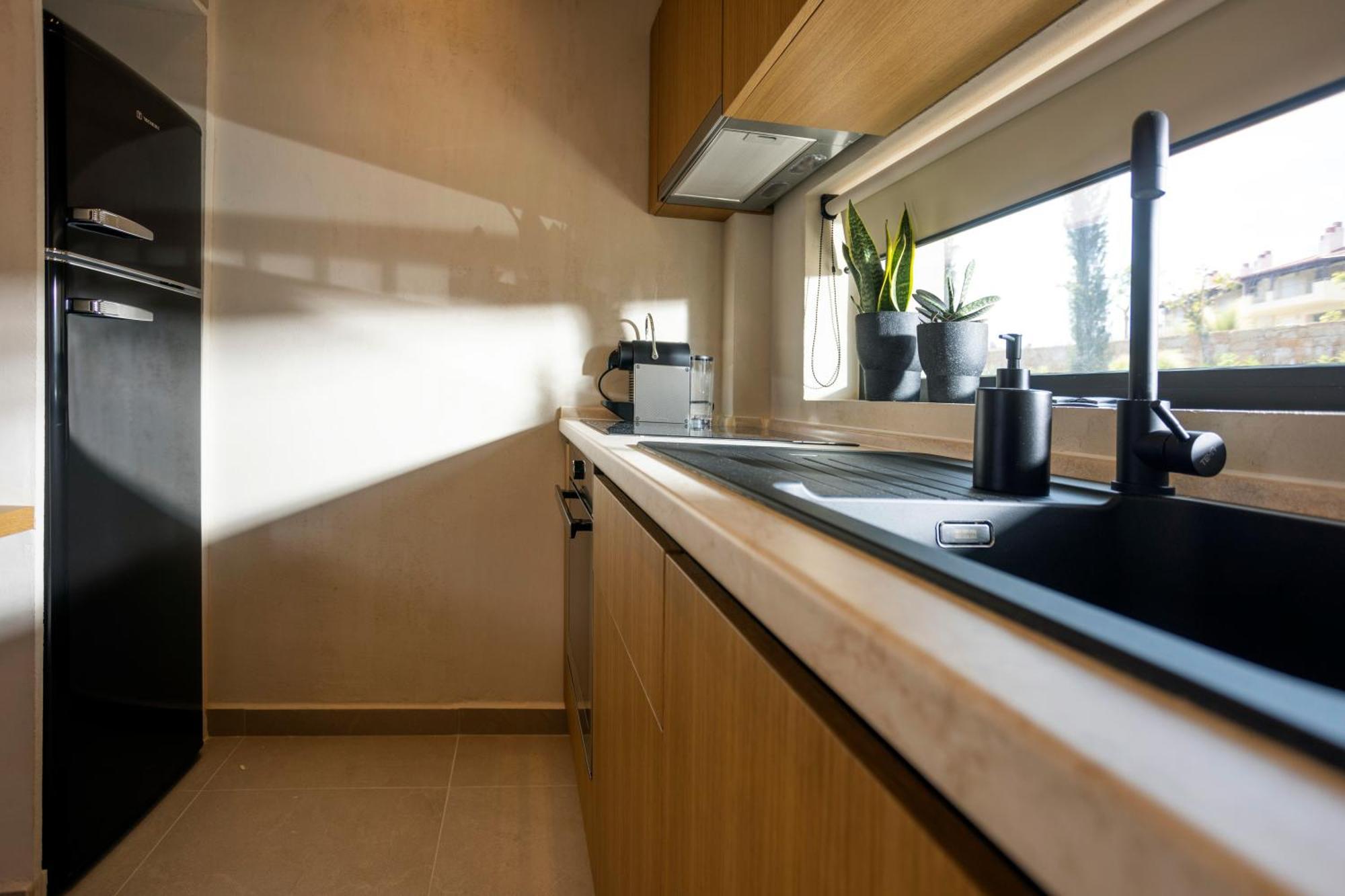 Pnoes Luxury Suites Paliouri Luaran gambar