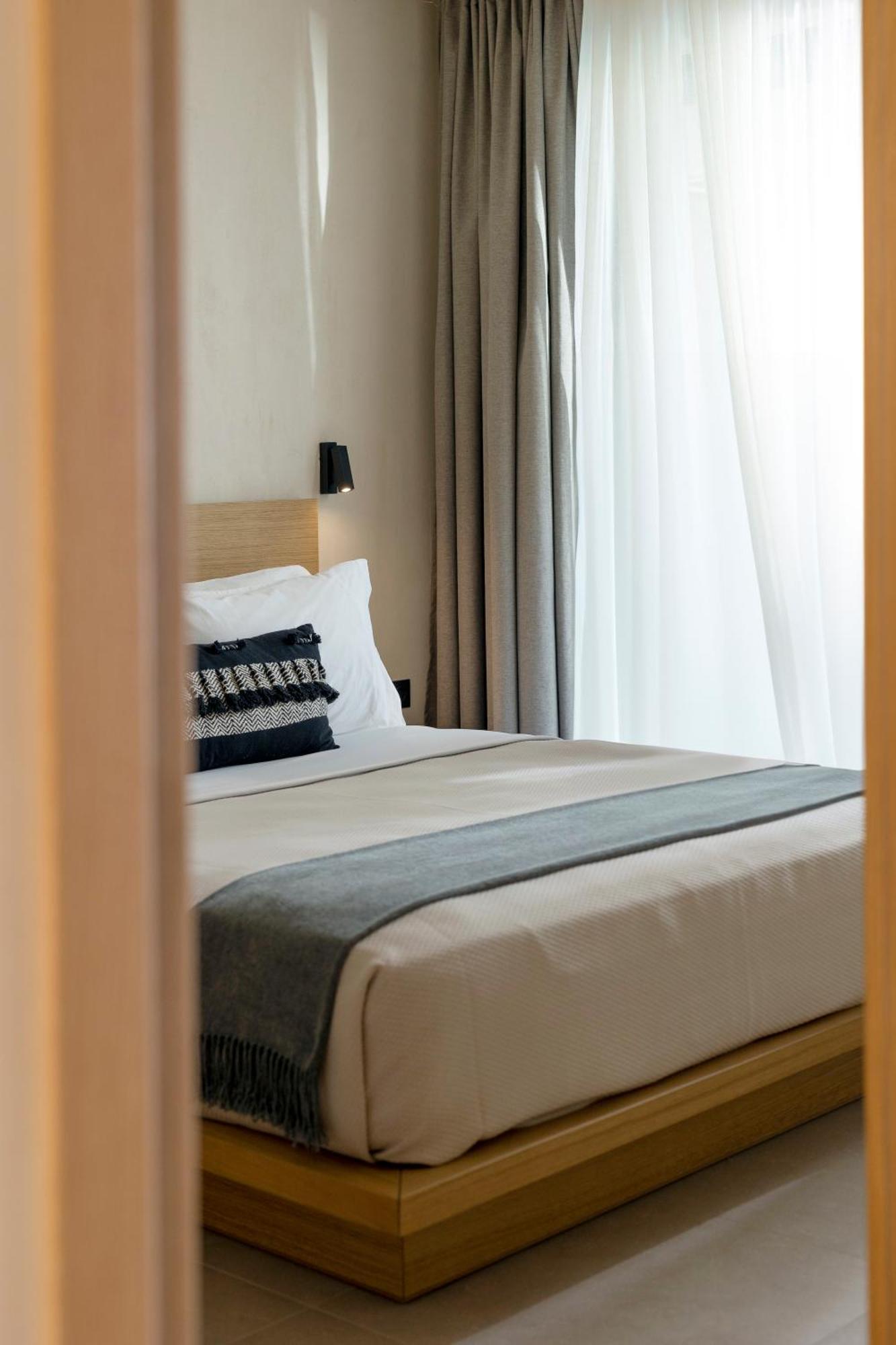 Pnoes Luxury Suites Paliouri Luaran gambar
